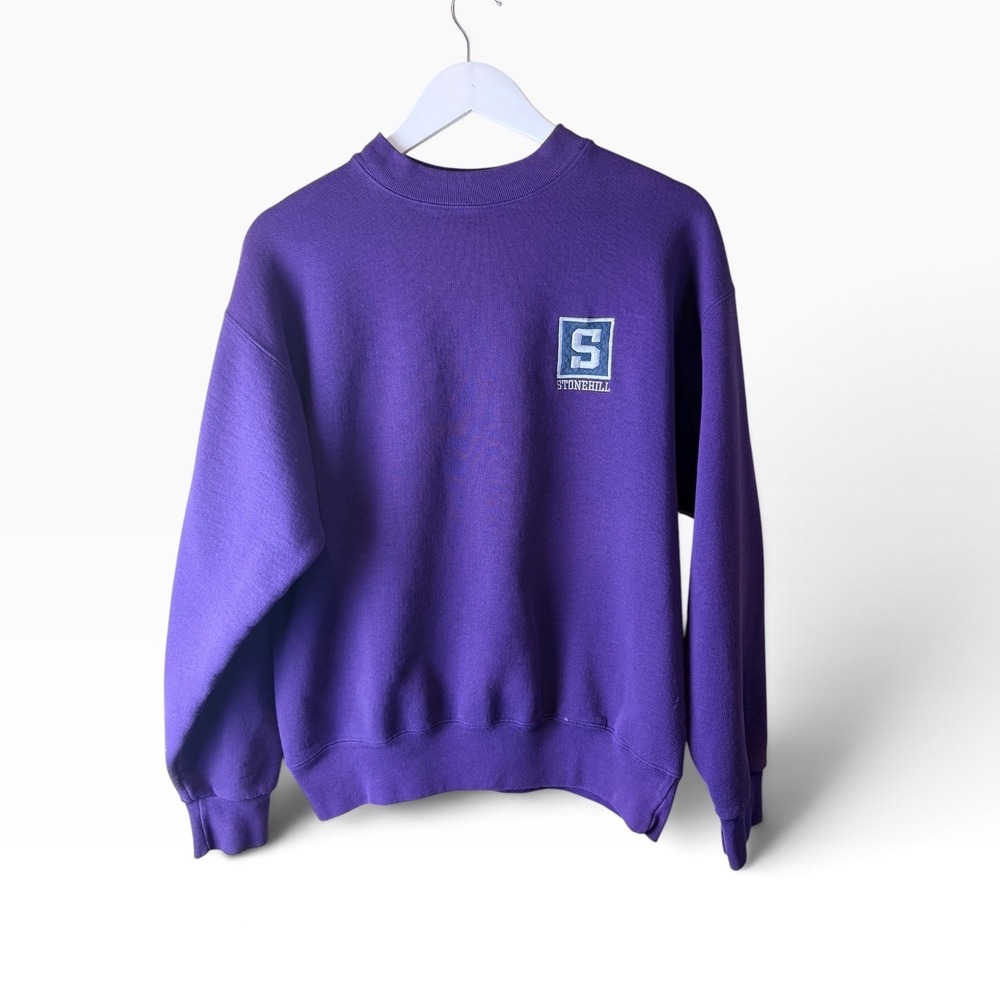Vintage JanSport Stonehill College Purple Crewneck Sweatshirt Mens Large USA